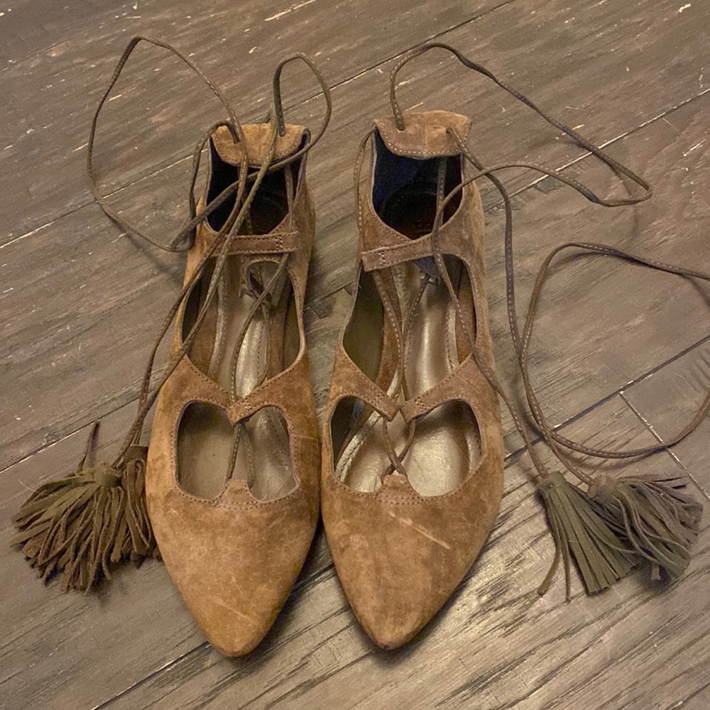 Schutz size 6 suede lace up brown flats with tassels